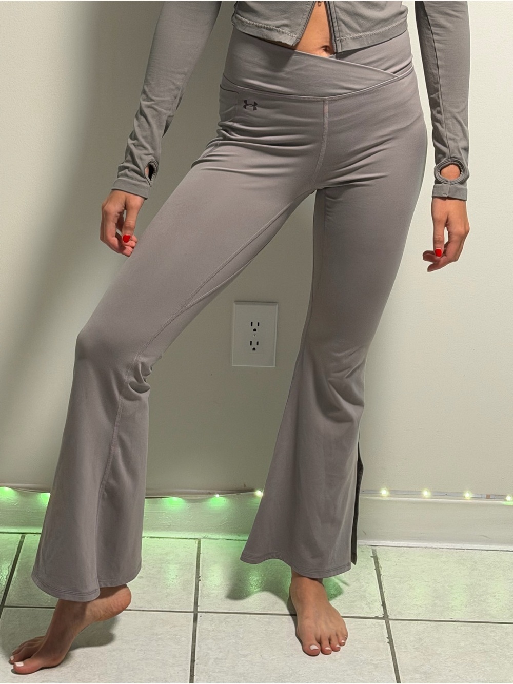 Under Armour Women's Light Gray Flare Leg Active Pants